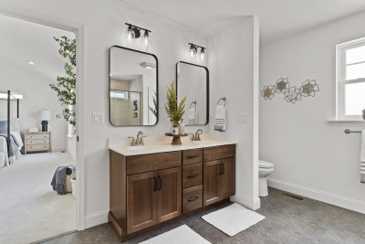 primary-bath-vanity-view